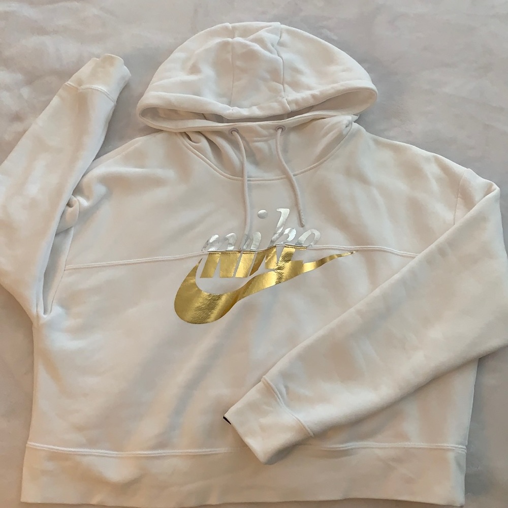 Nike cropped hoodie